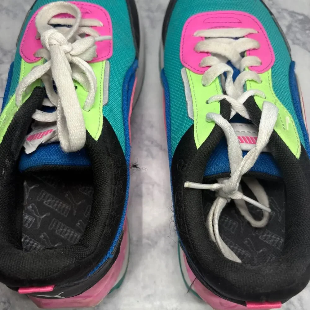 Puma City Rider Bright Color Comfort Tennis Sport Play Shoes Womens Sz 7 Neon